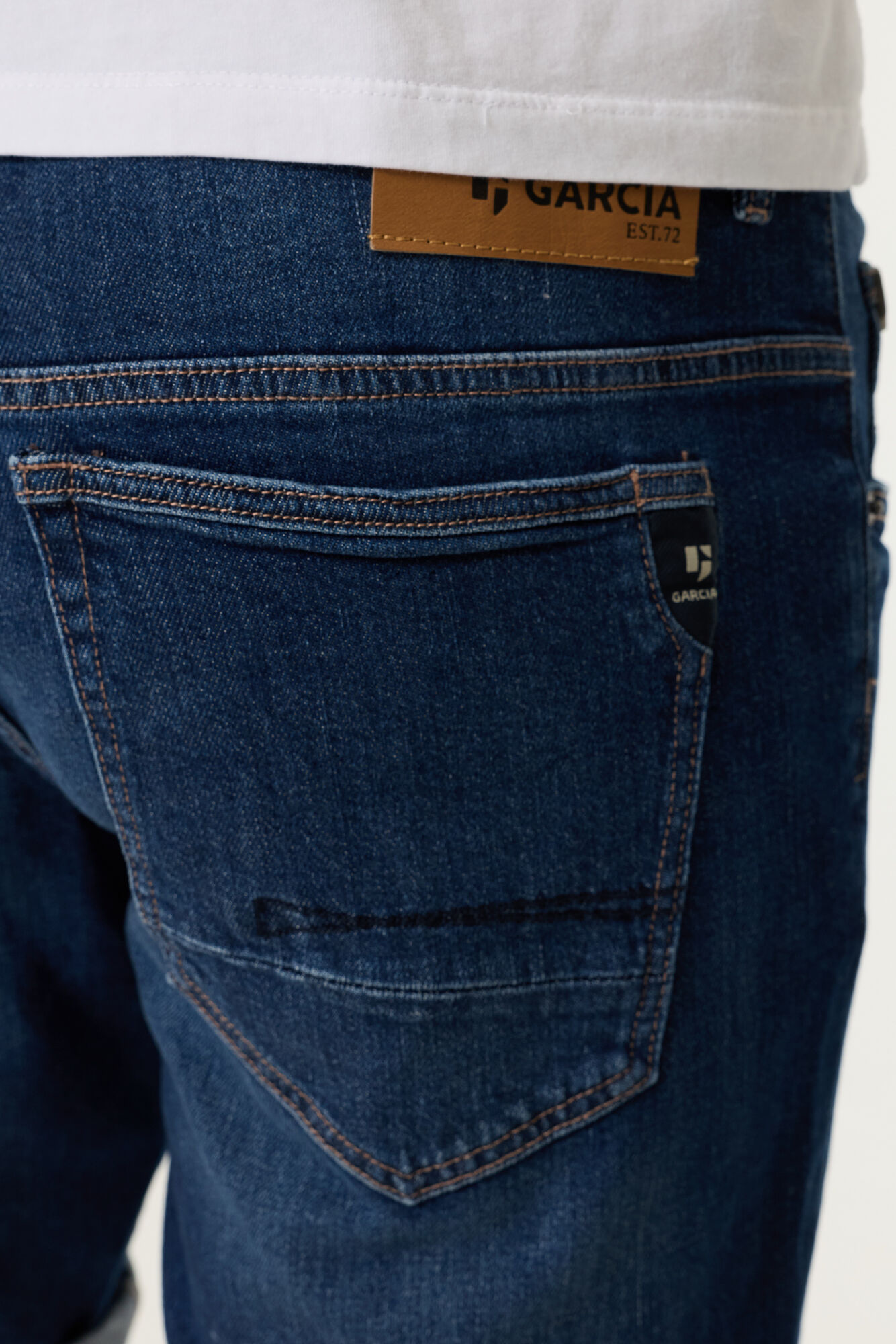 Garcia Herren Jeans Shorts 38