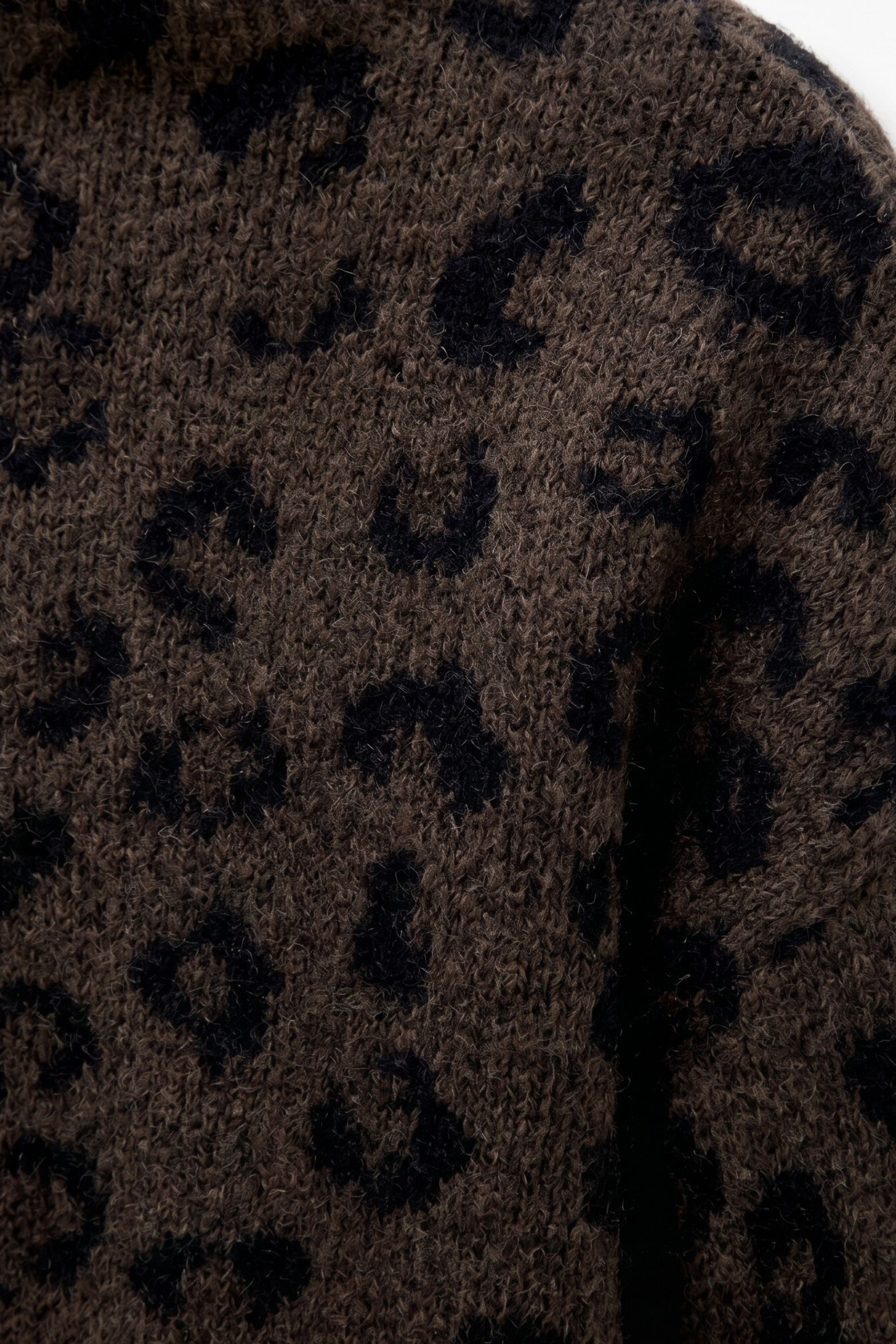 Oui Pullover mit Leopardenmuster, braun‑schwarz 44